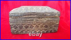 1820's No Joints single Wood Wooden Carved Trinket Box Antique Vintage Rare A-1