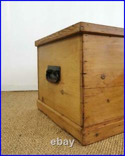 Antique Vintage Pine Blanket Storage Chest Trunk Coffee Table Candle Box