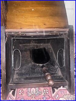 Antique/Vintage Wooden Fireside Log/coal Scuttle