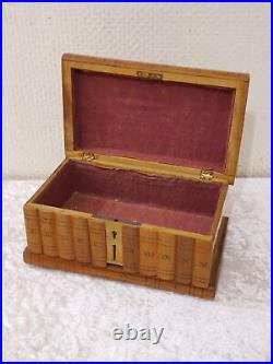 Antique Wood Box Casket Vintage around 1900 Handgefertigt Secret Compartment