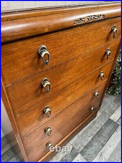 Antique/vintage Chest Of Five Drawers
