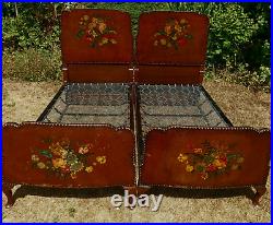 Antique/vintage Original Twin Pair Of Vona Complete Single Beds With Sprung In