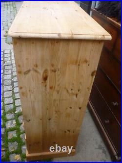 Good Solid Vintage Pine Two Over Four Chest Of Drawers
