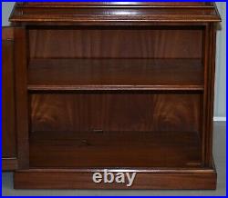 Lovely Pair Of Vintage Flamed Mahogany Library Bookcases With Cupboard Bases