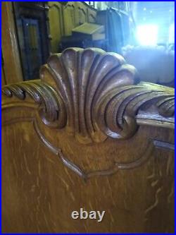 Pretty golden oak vintage French carved king size Louis xv bed and base
