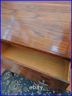 Solid walnut vintage bureau, nice small size! Writing Desk / Bureau