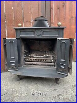 Vintage Antique Cast Iron Bi-folding Door stove Fireplace Log Wood Burner