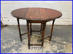 Vintage Antique Drop Leaf Oval Dining Table
