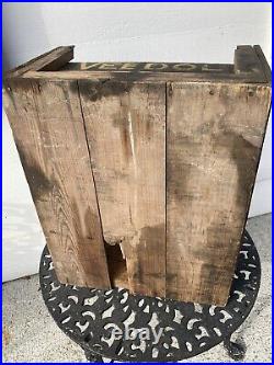 Vintage Antique Veedol Oil Can Crate Tide Water Advertising Wood Box
