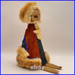 Vintage Antique Wooden Wood Natural Fur Handmade Figurine Statue Eskimo Girl 454