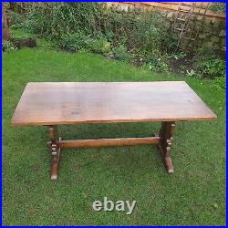 Vintage Dark Oak Refectory Table. A very heavy and solid tabe. Antique