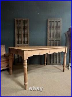 Vintage Pine Kitchen Table / Vintage Pine Dining Table