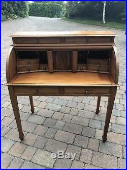 Vintage Wood Roll Top Bureau Writing Desk/Cabinet