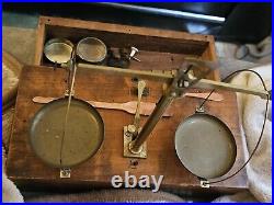 Vintage antique brass balance scale wooden drawer case wood box jeweler pharmacy